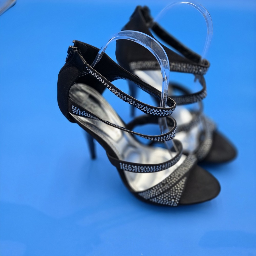 De Blossom Colllection‎ Beyonz-63 Sz 8.5 Strappy High Heels - Picture 3 of 8